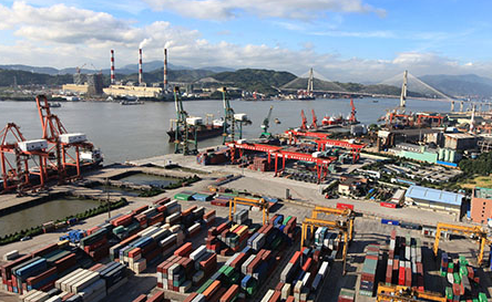 我国外贸发展逐年平稳增长 5个亮点继续增强