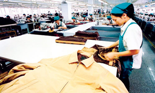 外贸服装企业难言喘息